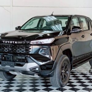 Toyota Hilux - Black M - $ 35,000
