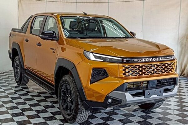 Toyota Hilux Sulfur M